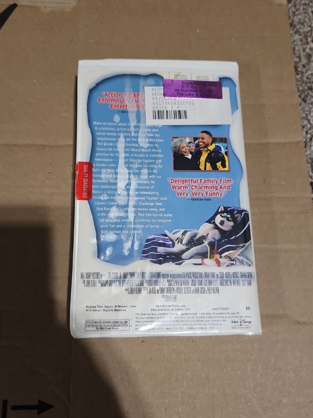 Snow Dogs (VHS, 2002) - Picture 3 of 3
